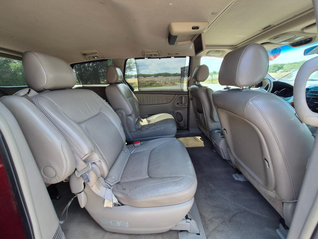 Toyota Sienna XLE Limited FWD 2008