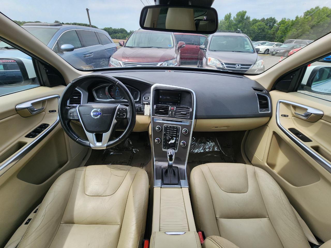Volvo XC60 AWD 4dr 3.2L Premier Plus 2015