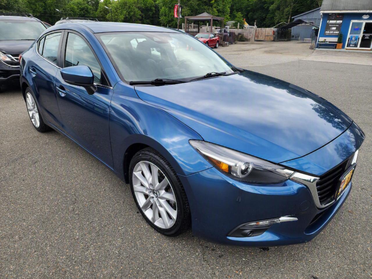 Mazda MAZDA3 Grand Touring 4-Door 2017
