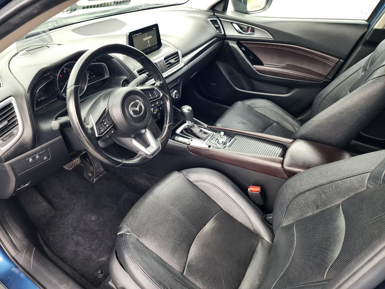 Mazda MAZDA3 Grand Touring 4-Door 2017