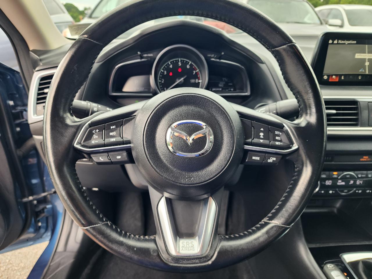 Mazda MAZDA3 Grand Touring 4-Door 2017