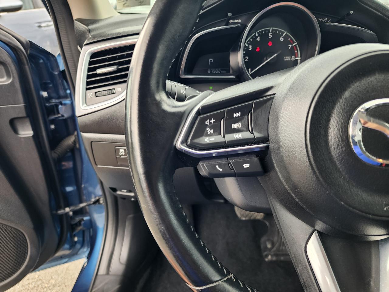 Mazda MAZDA3 Grand Touring 4-Door 2017
