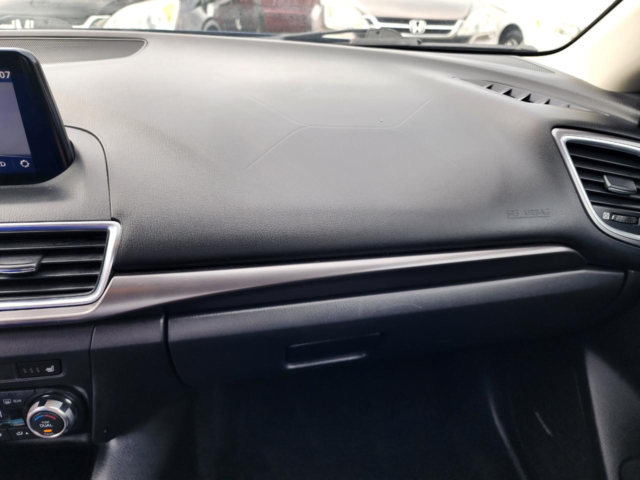 Mazda MAZDA3 Grand Touring 4-Door 2017