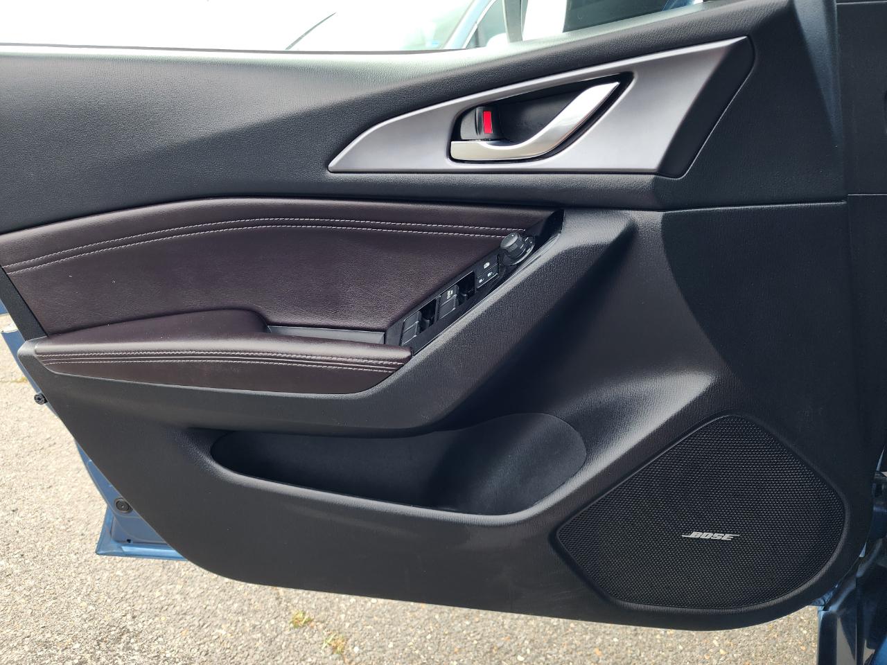 Mazda MAZDA3 Grand Touring 4-Door 2017