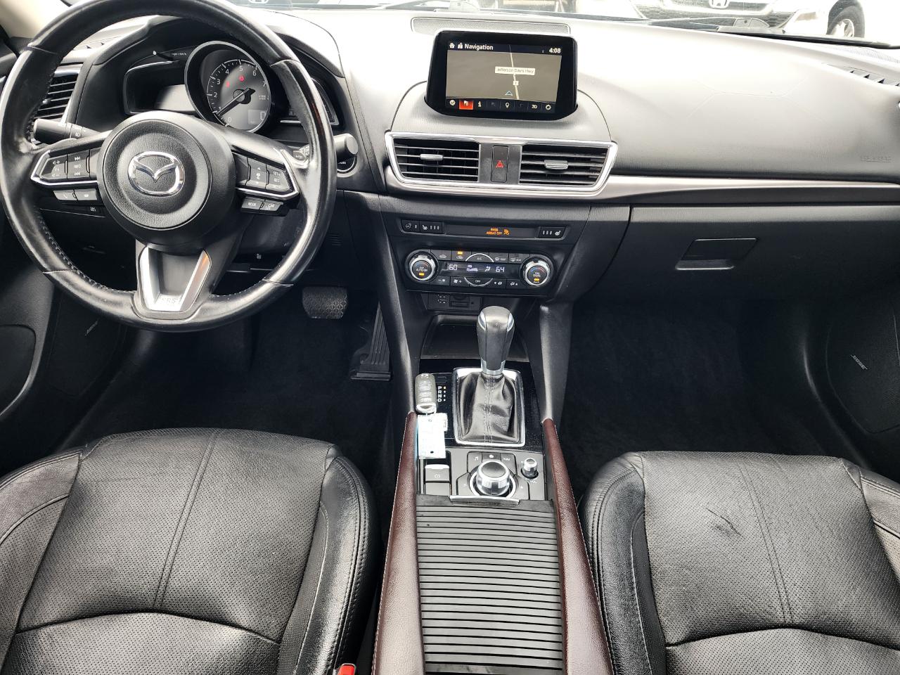 Mazda MAZDA3 Grand Touring 4-Door 2017