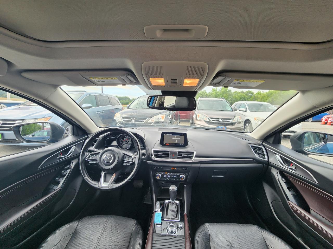 Mazda MAZDA3 Grand Touring 4-Door 2017