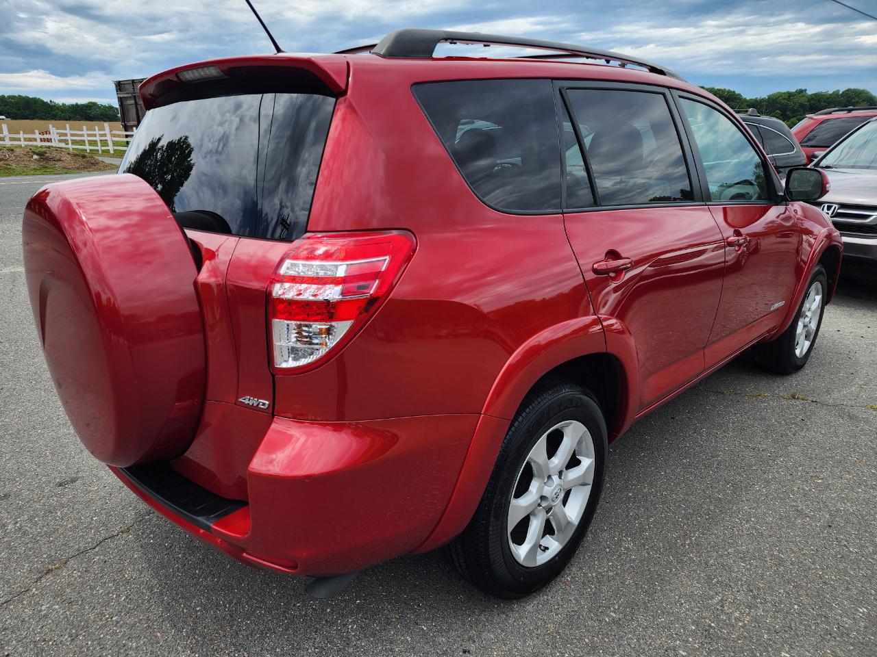 Toyota RAV4 Limited V6 4WD 2009