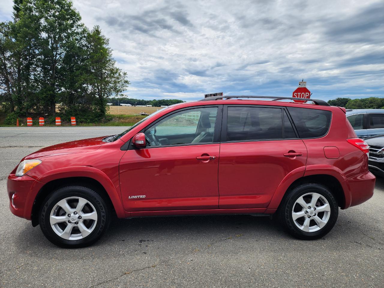 Toyota RAV4 Limited V6 4WD 2009