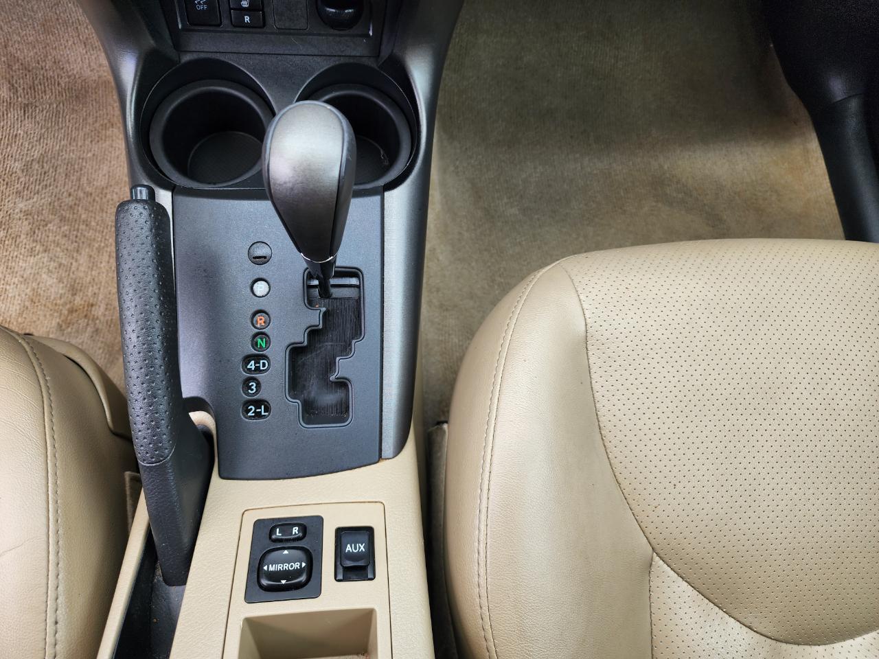 Toyota RAV4 Limited V6 4WD 2009