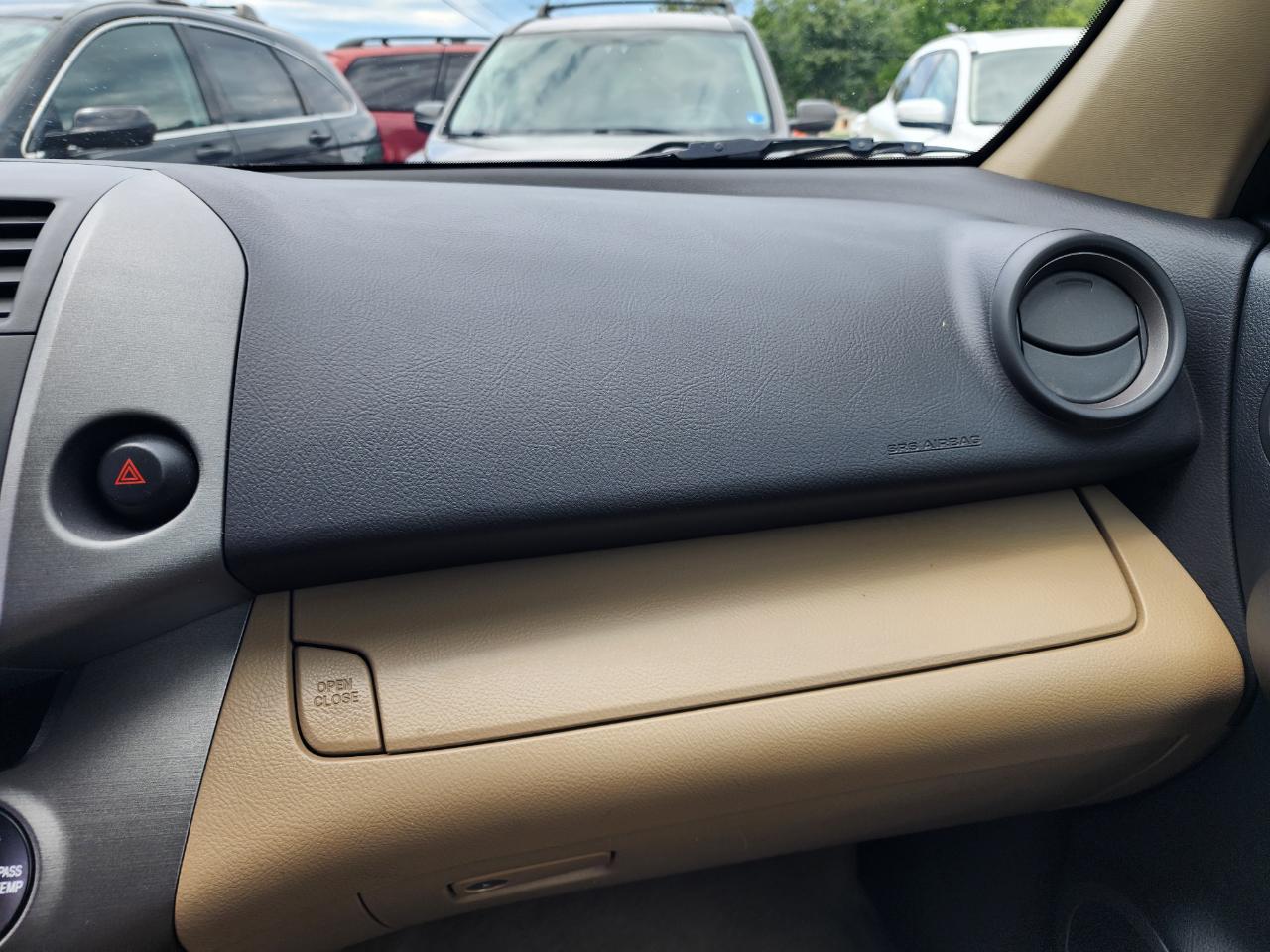 Toyota RAV4 Limited V6 4WD 2009