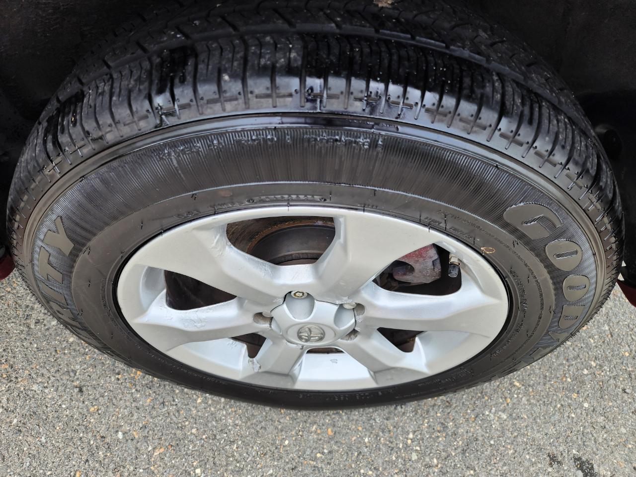Toyota RAV4 Limited V6 4WD 2009