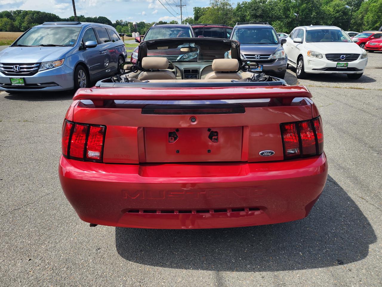 Ford Mustang Deluxe Convertible 2001