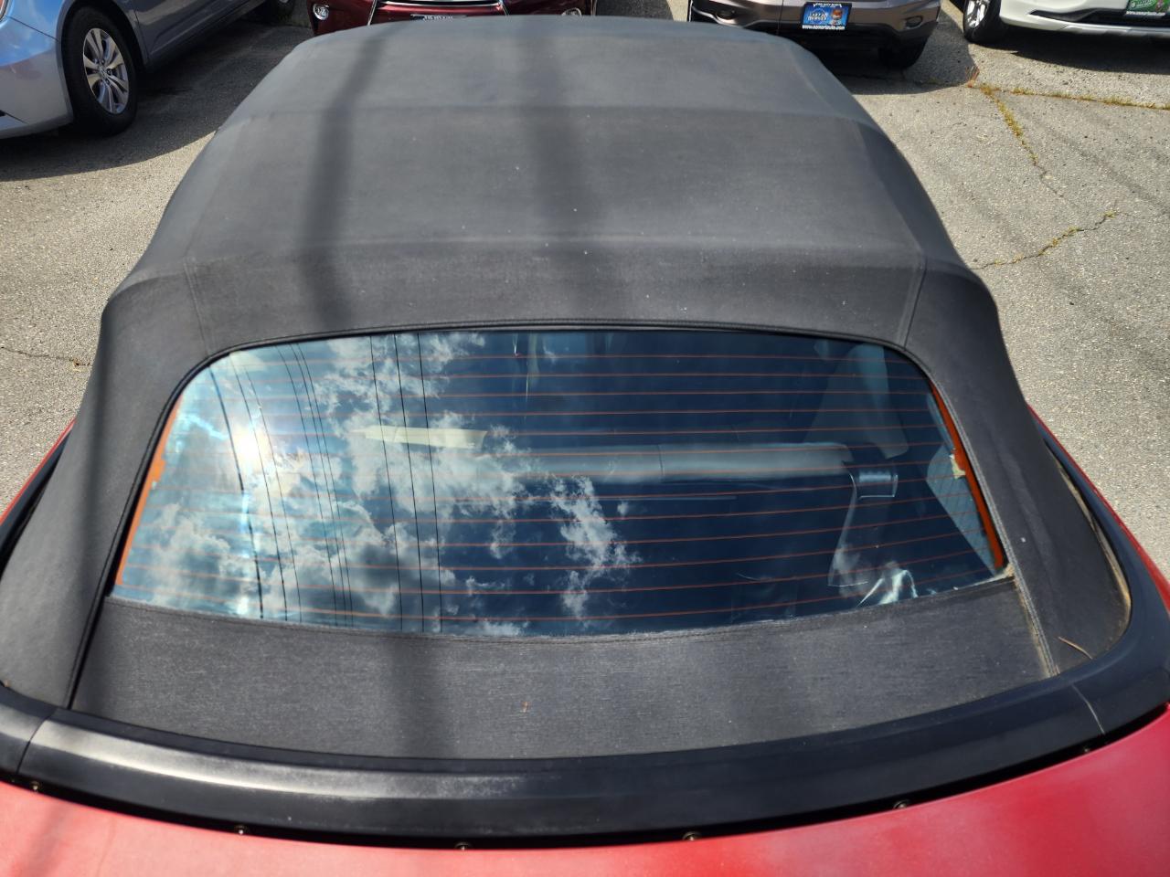 Ford Mustang Deluxe Convertible 2001