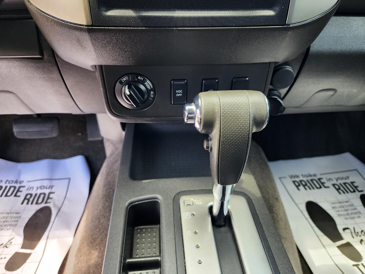 Nissan Frontier LE Crew Cab 4WD 2010