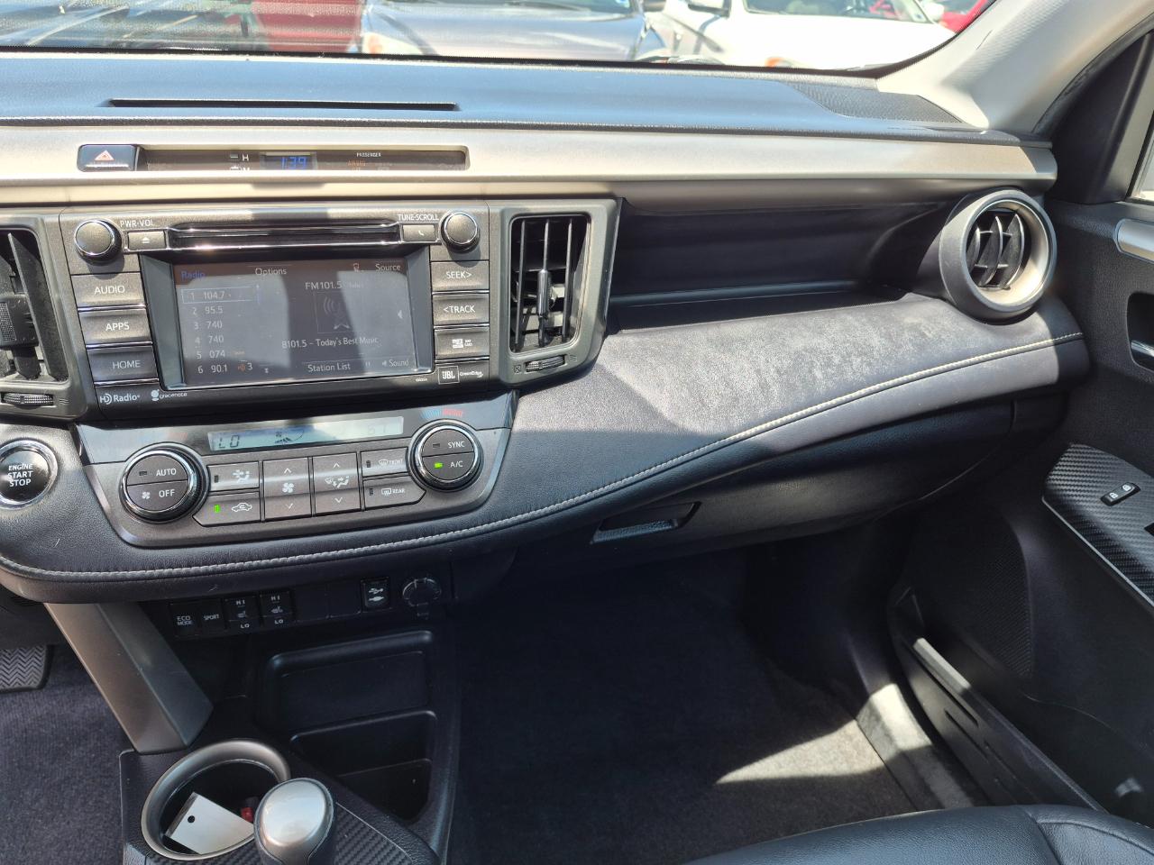 Toyota RAV4 Limited AWD 2015