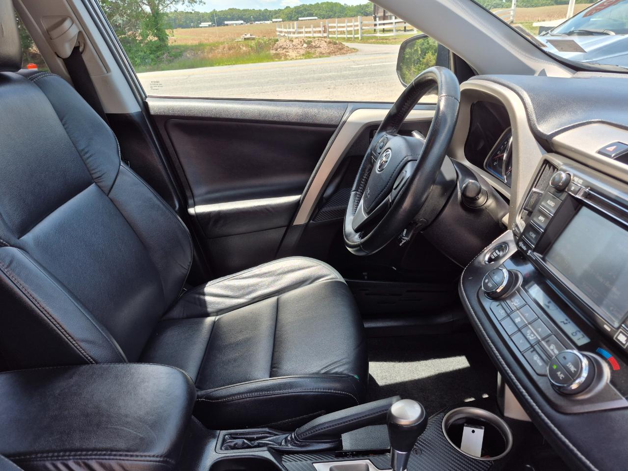 Toyota RAV4 Limited AWD 2015