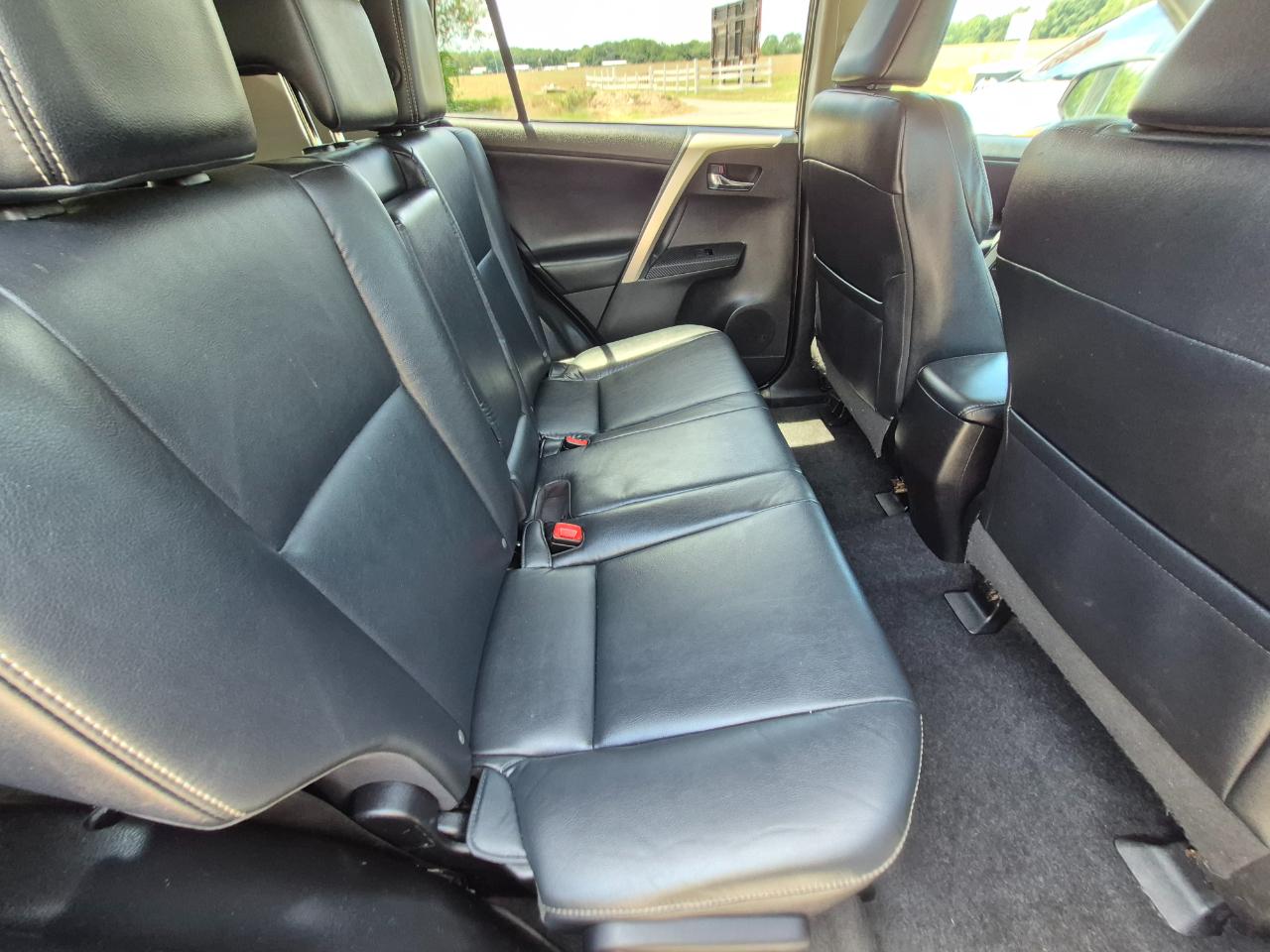 Toyota RAV4 Limited AWD 2015