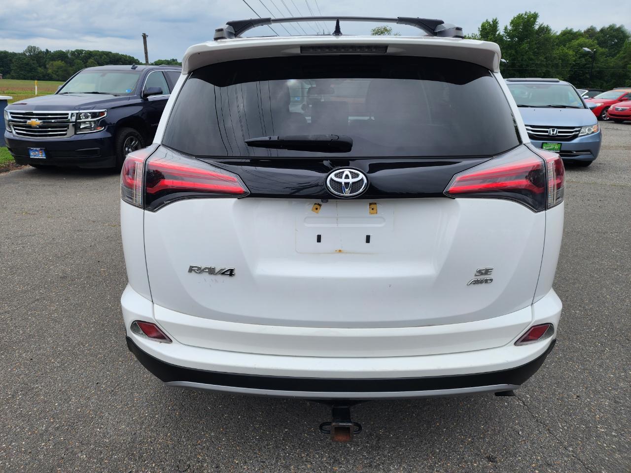 Toyota RAV4 SE 4WD 2017