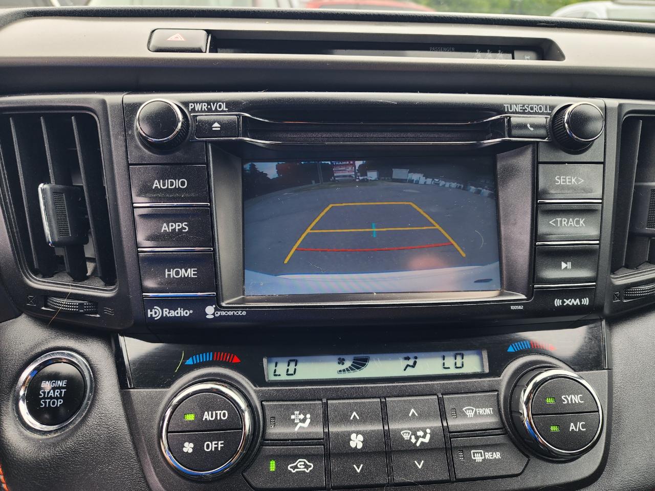 Toyota RAV4 SE 4WD 2017