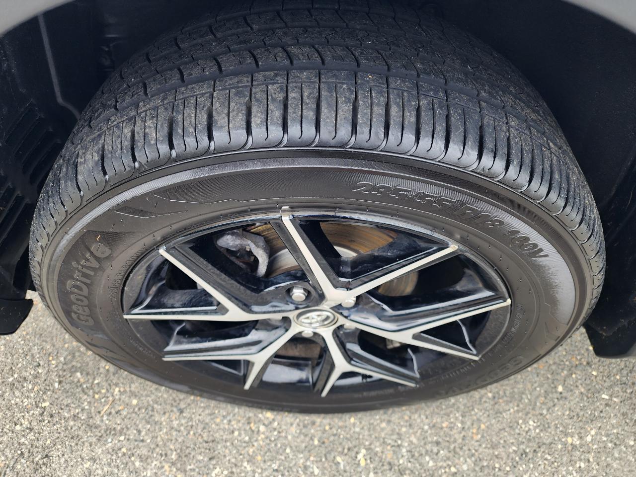 Toyota RAV4 SE 4WD 2017