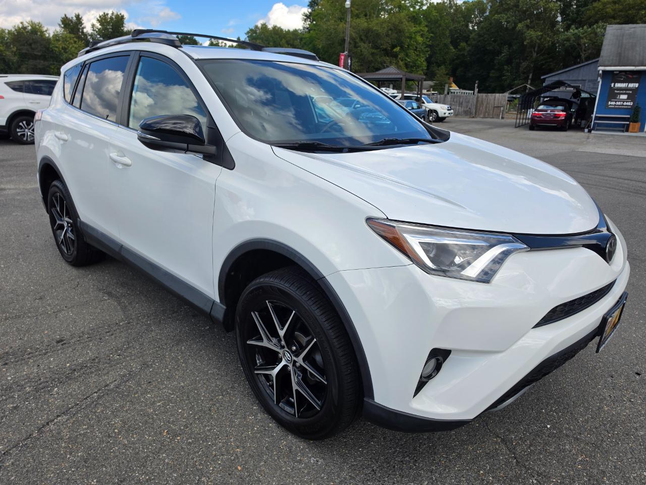 Toyota RAV4 SE 4WD 2017