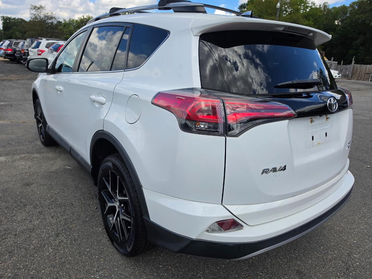 Toyota RAV4 SE 4WD 2017