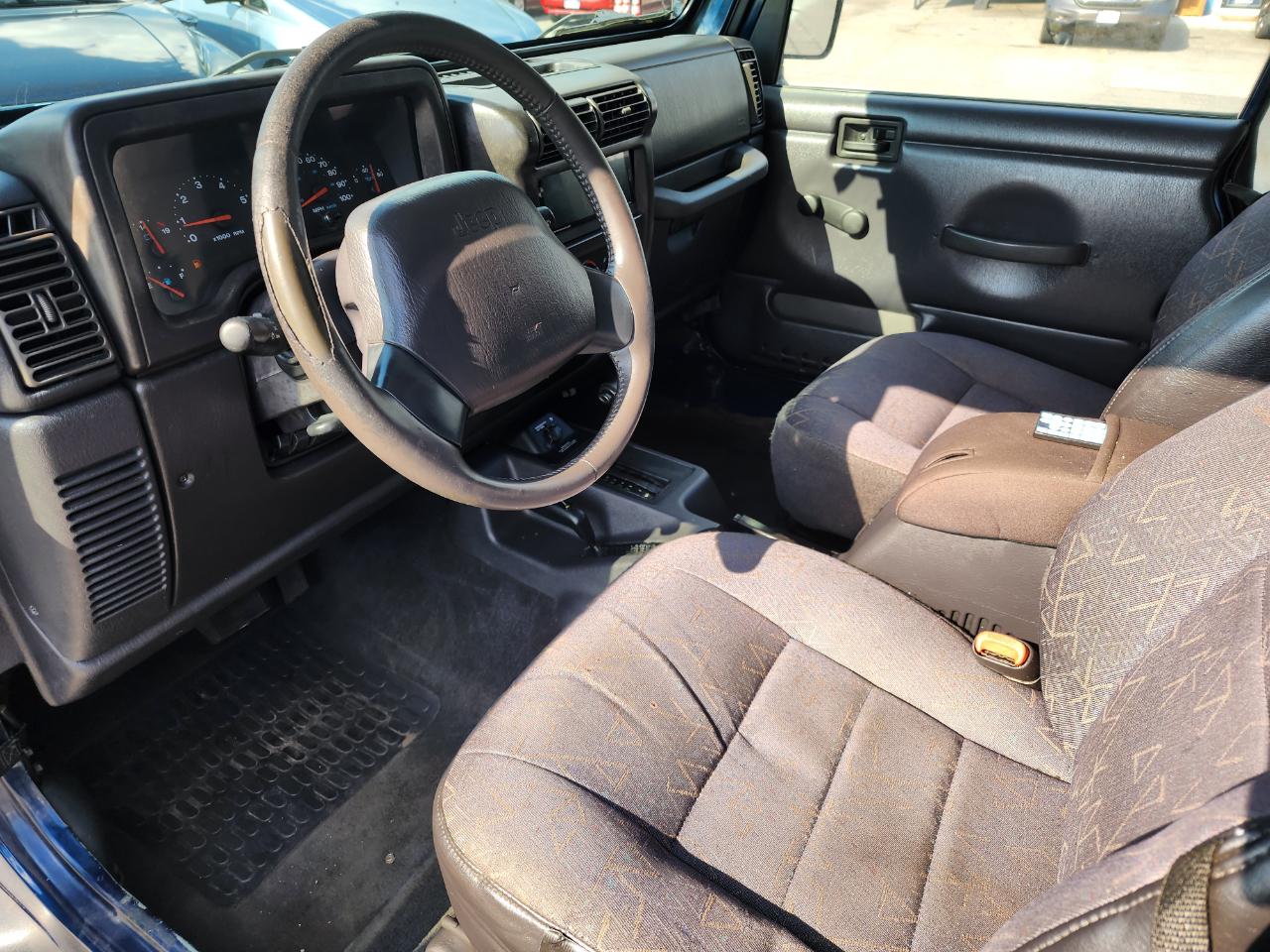 Jeep Wrangler SE 2001