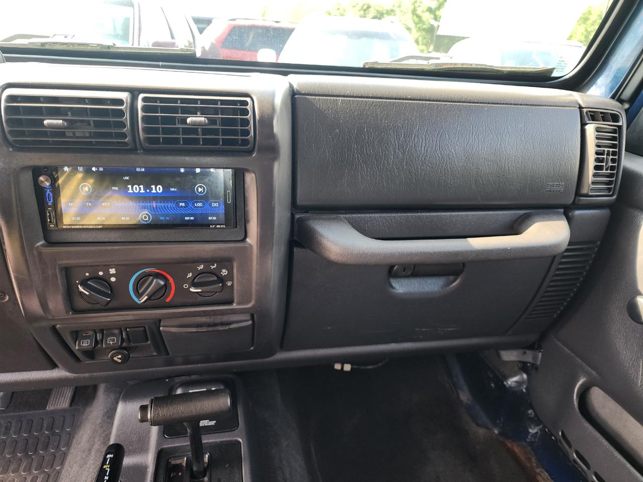 Jeep Wrangler SE 2001