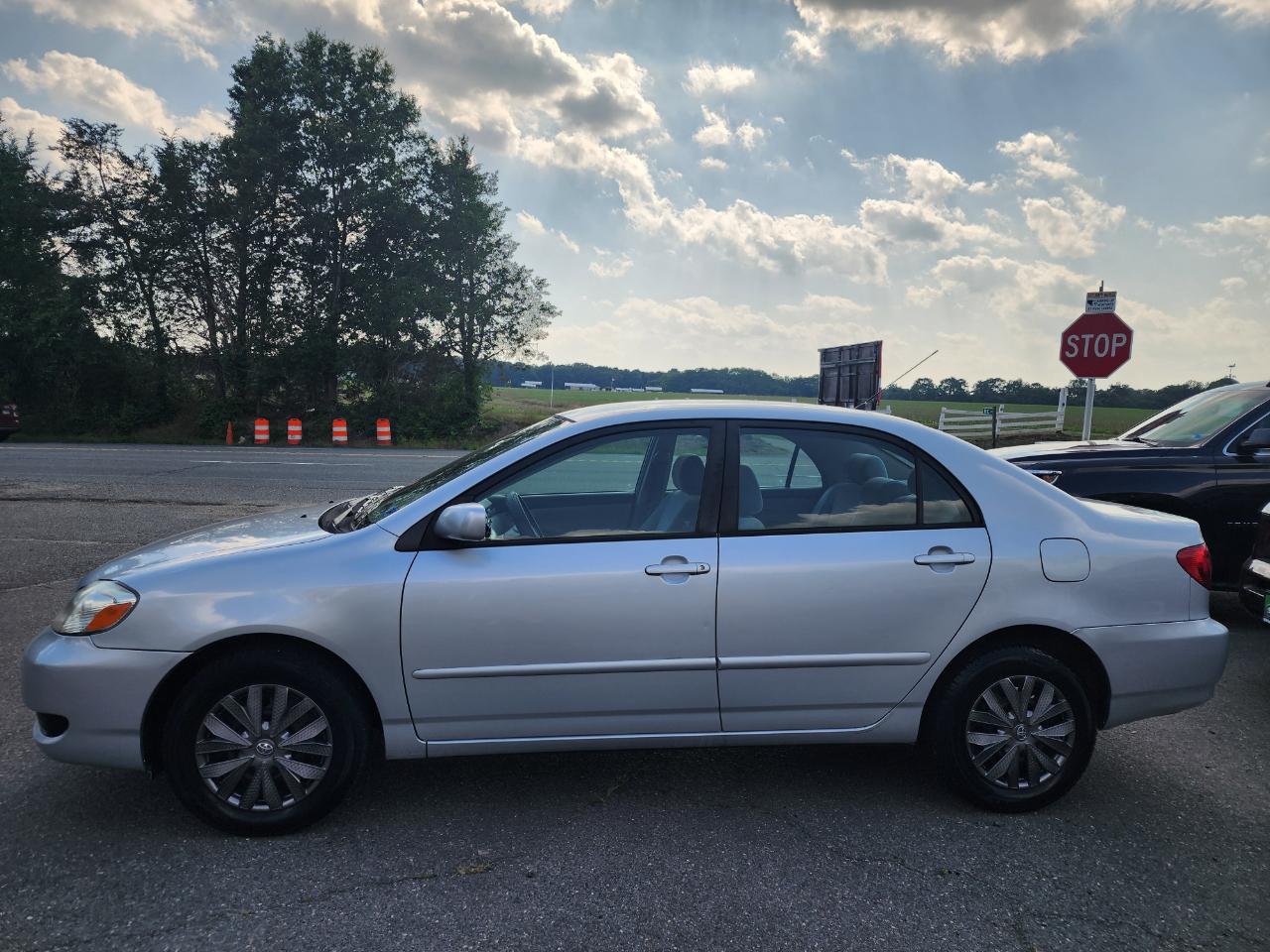 Toyota Corolla LE 2006