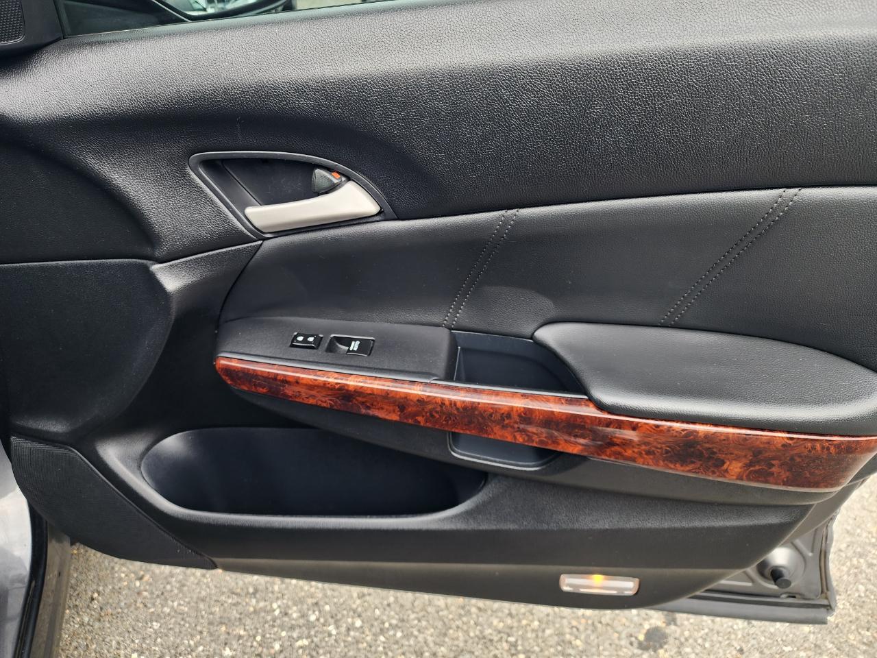 Honda Crosstour EX-L V-6 4WD w/ Navigation 2012