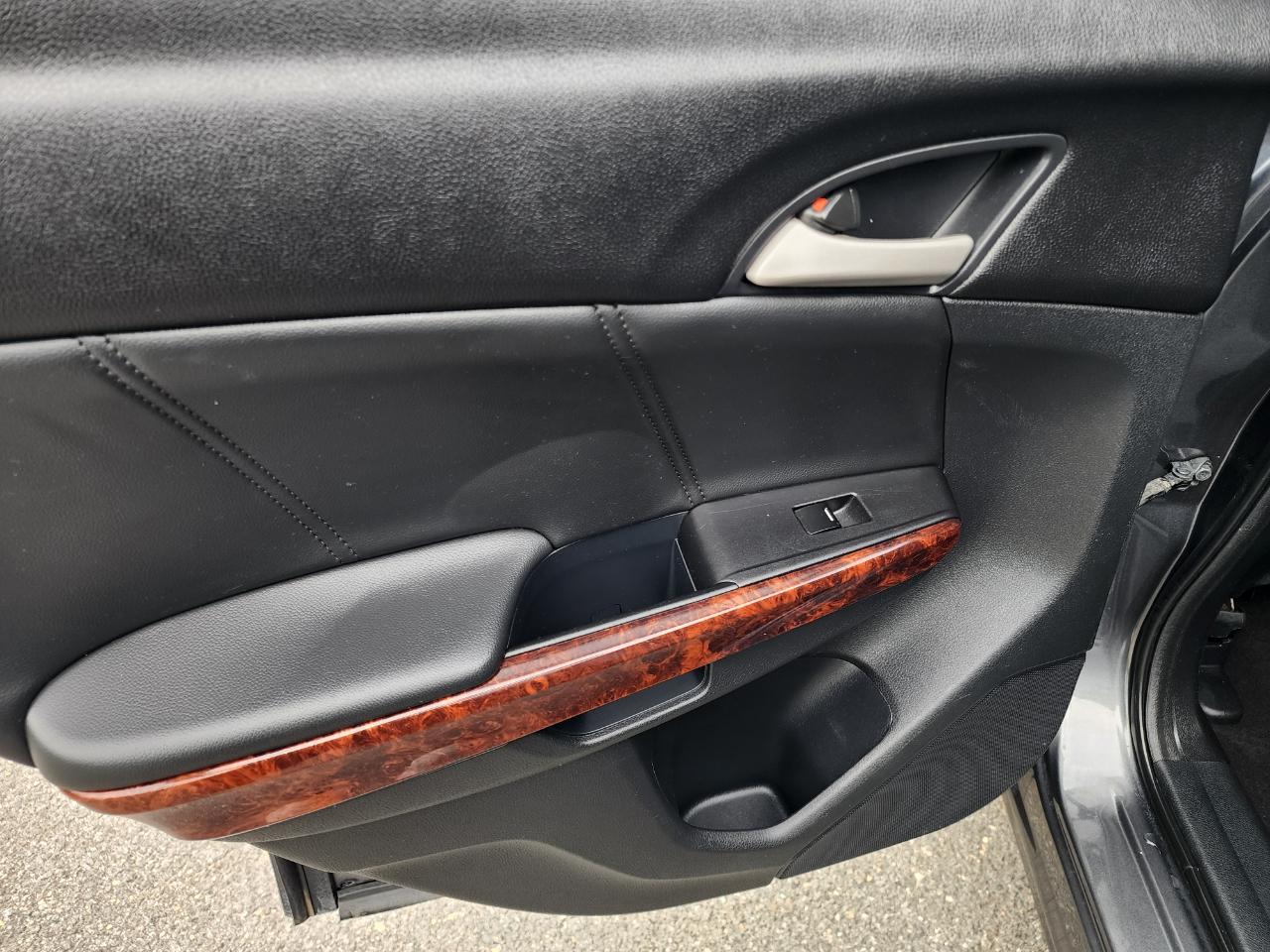 Honda Crosstour EX-L V-6 4WD w/ Navigation 2012
