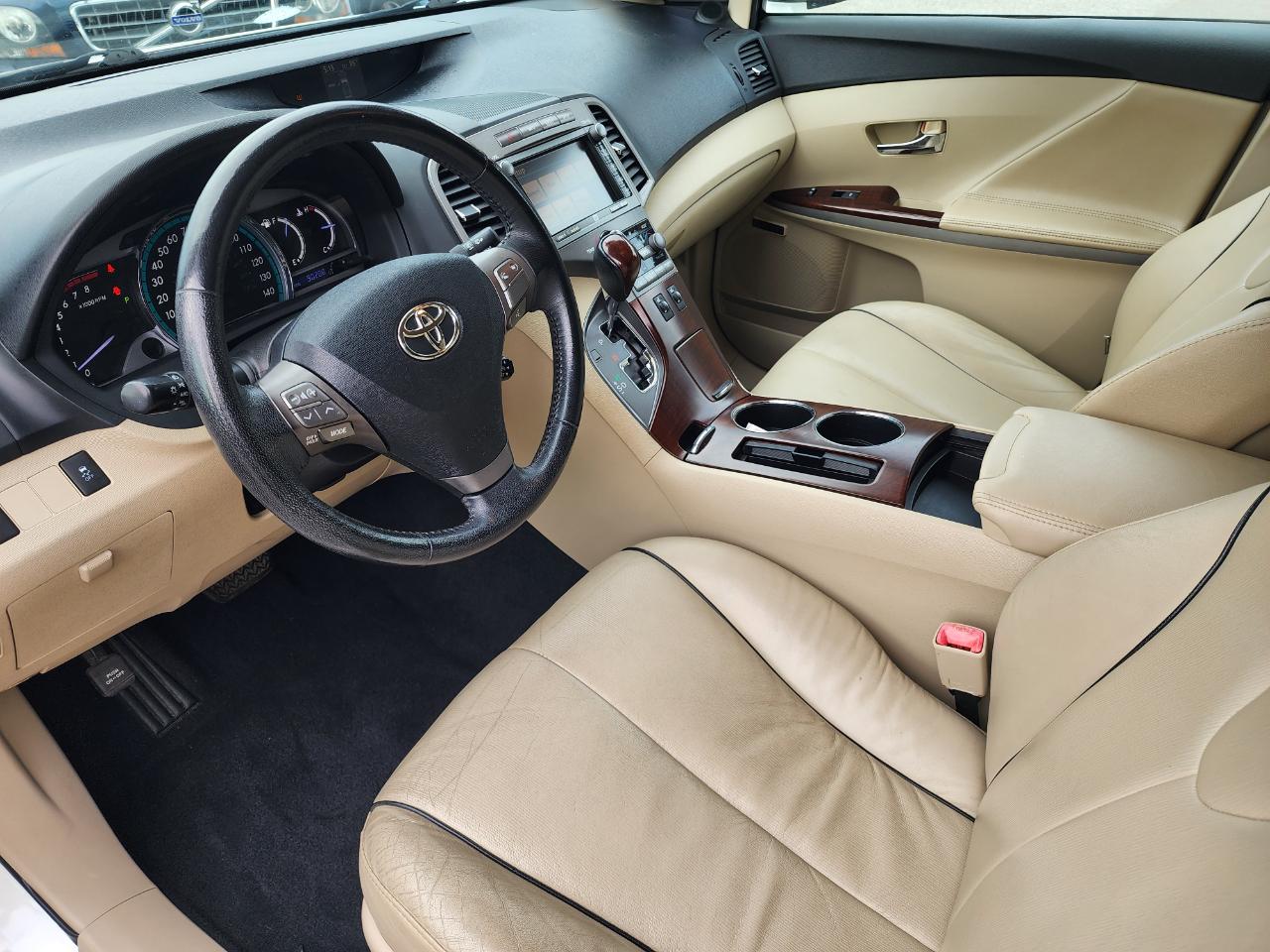 Toyota Venza AWD V6 2011