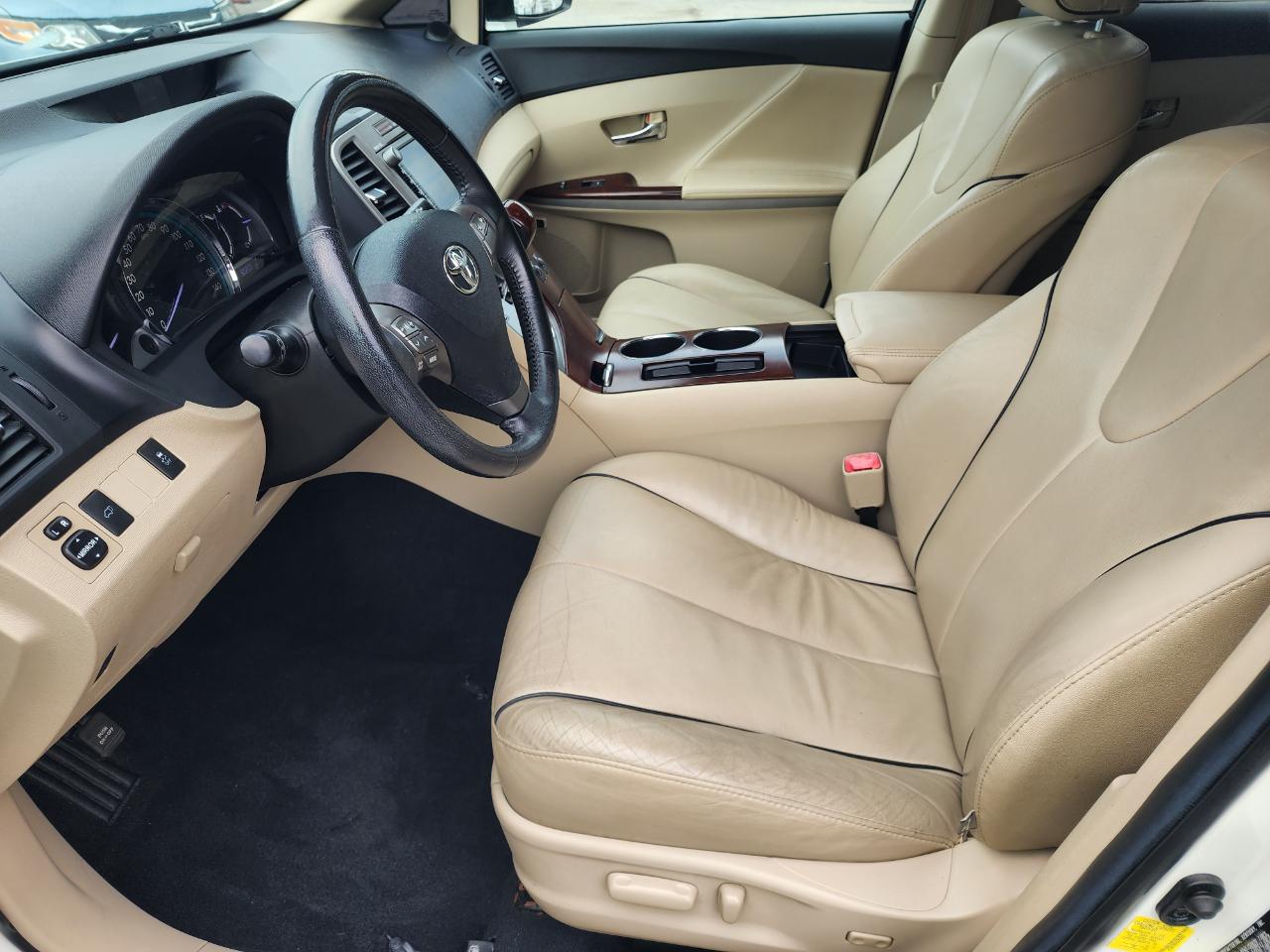 Toyota Venza AWD V6 2011