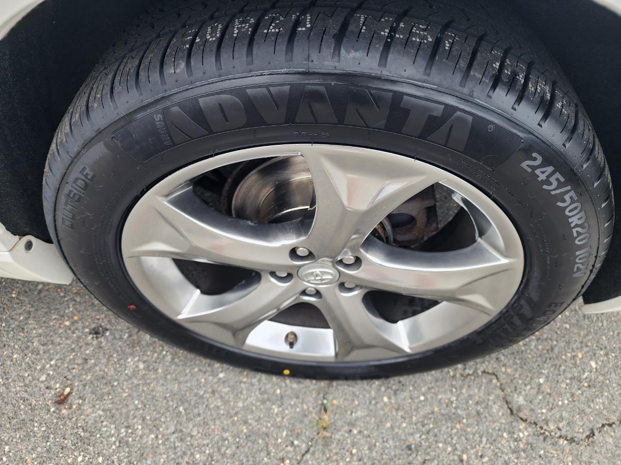 Toyota Venza AWD V6 2011