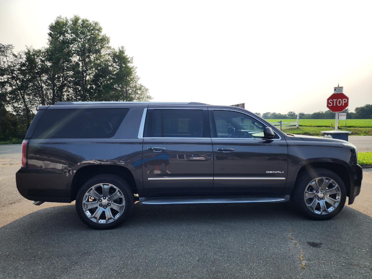 GMC Yukon XL Denali 2WD 2016