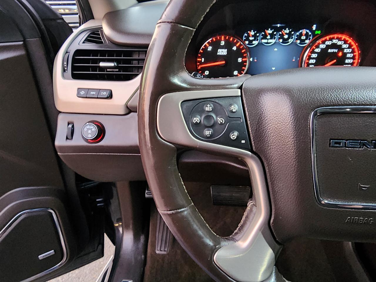 GMC Yukon XL Denali 2WD 2016