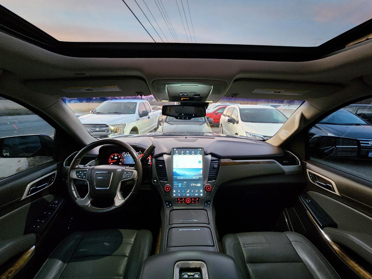 GMC Yukon XL Denali 2WD 2016