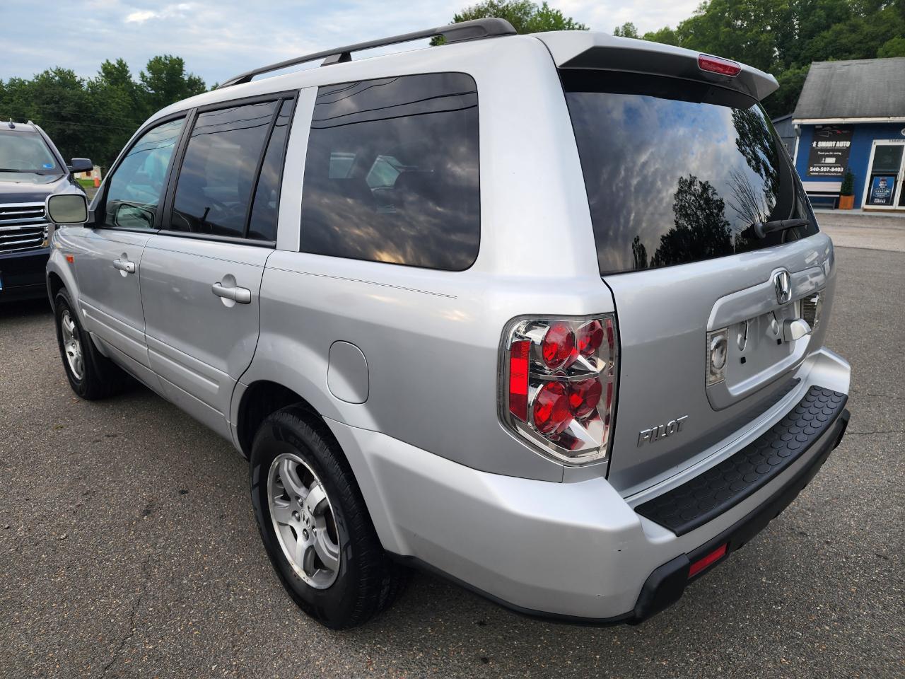Honda Pilot EX w/Leather and Navigation 2006