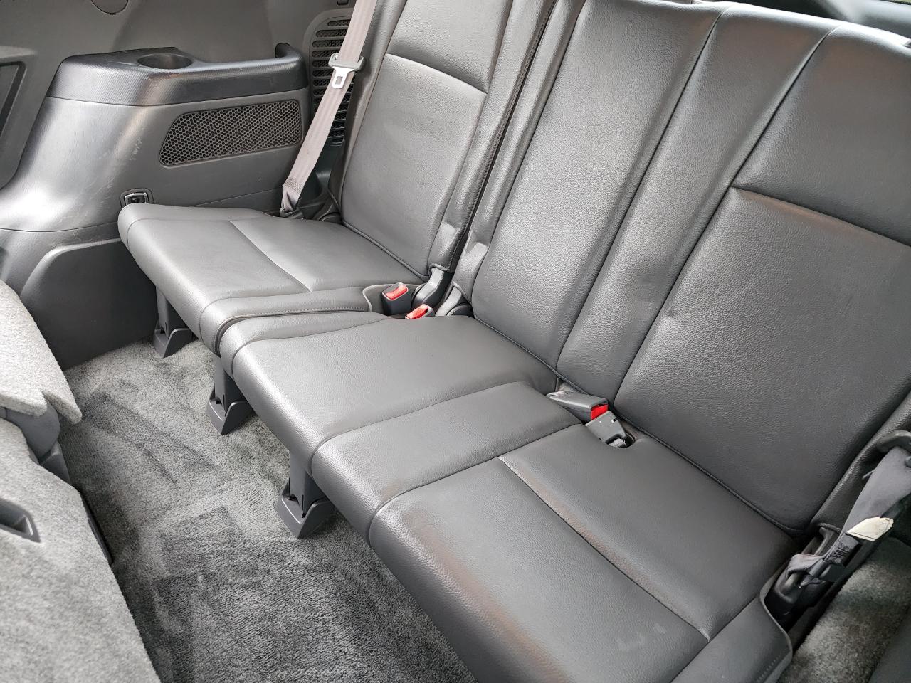 Honda Pilot EX w/Leather and Navigation 2006