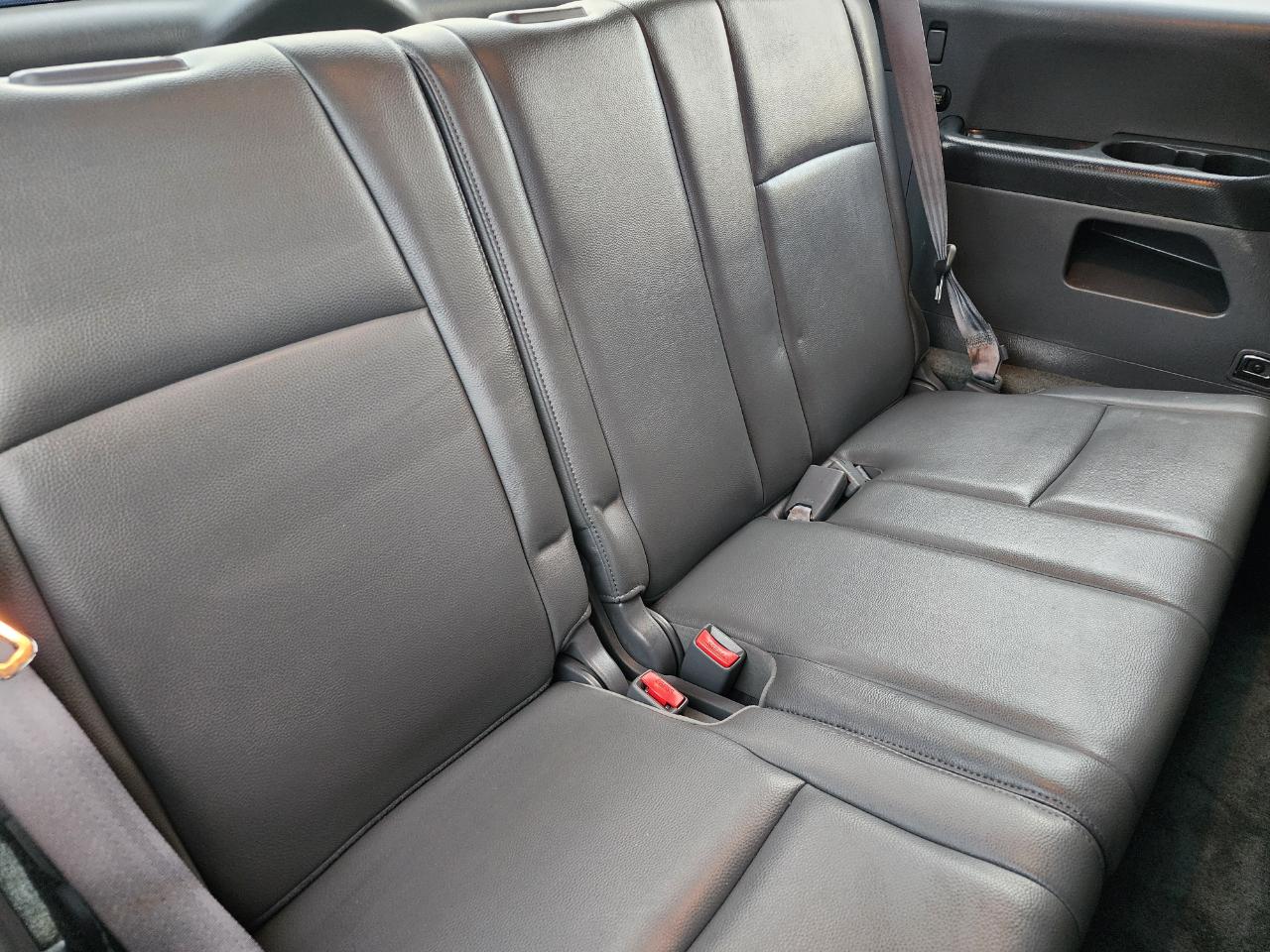Honda Pilot EX w/Leather and Navigation 2006
