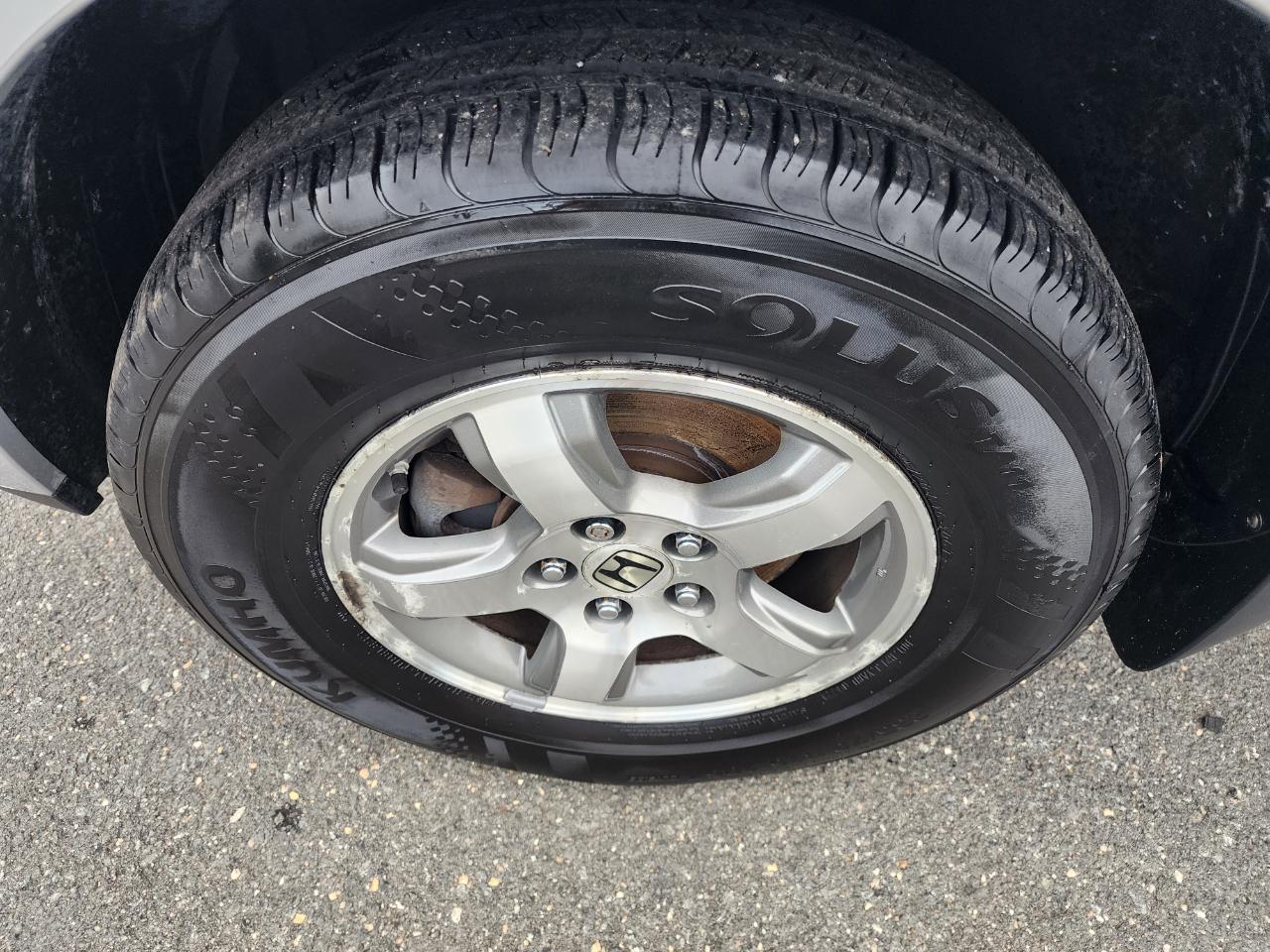 Honda Pilot EX w/Leather and Navigation 2006