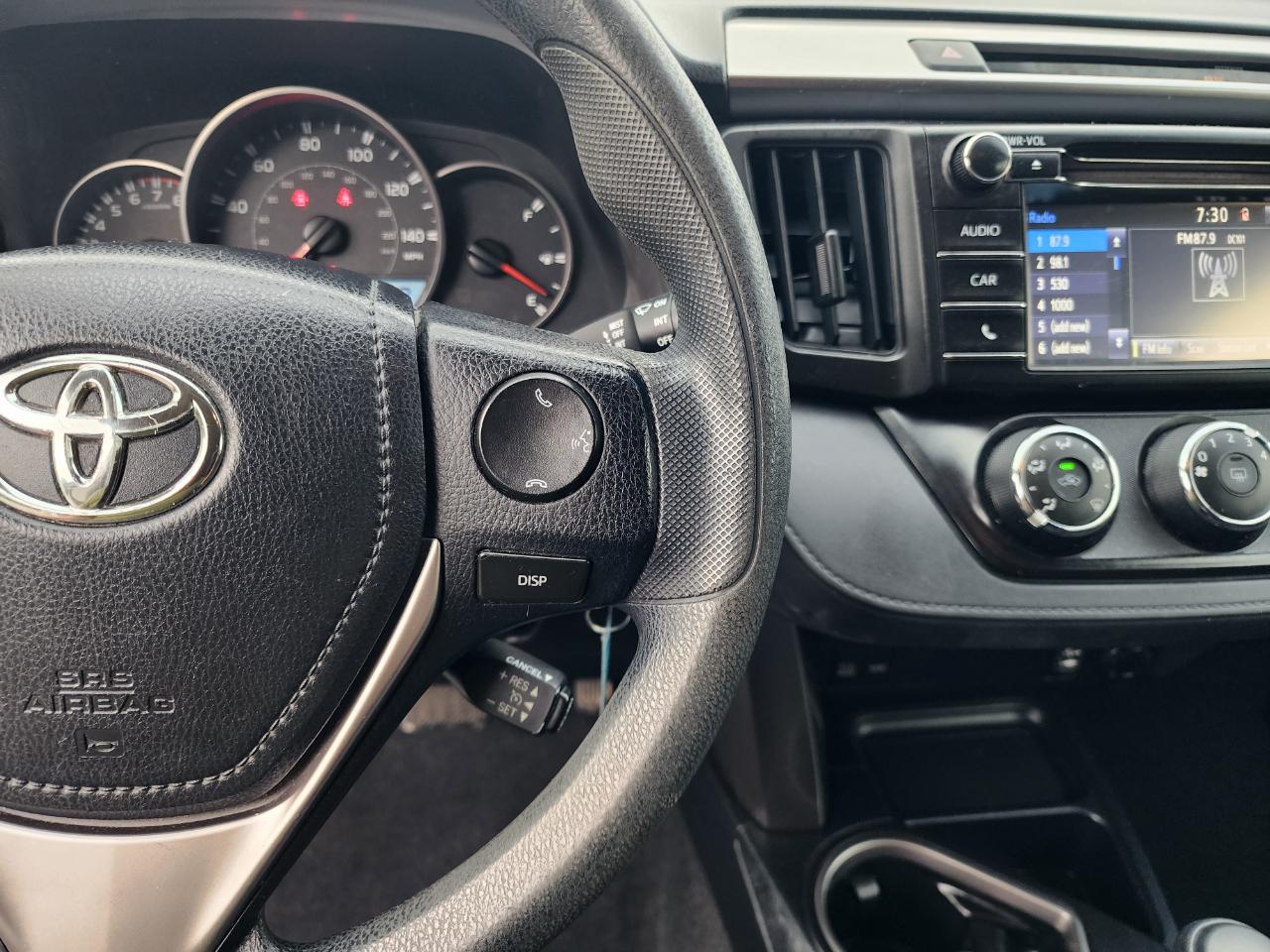 Toyota RAV4 LE AWD 2016