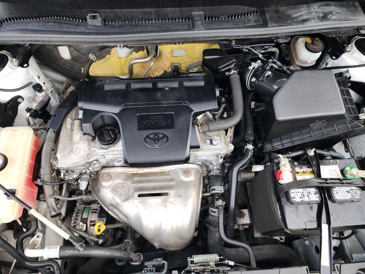 Toyota RAV4 LE AWD 2016