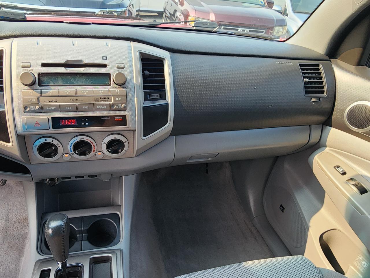 Toyota Tacoma PreRunner Double Cab V6 Auto 2WD 2010