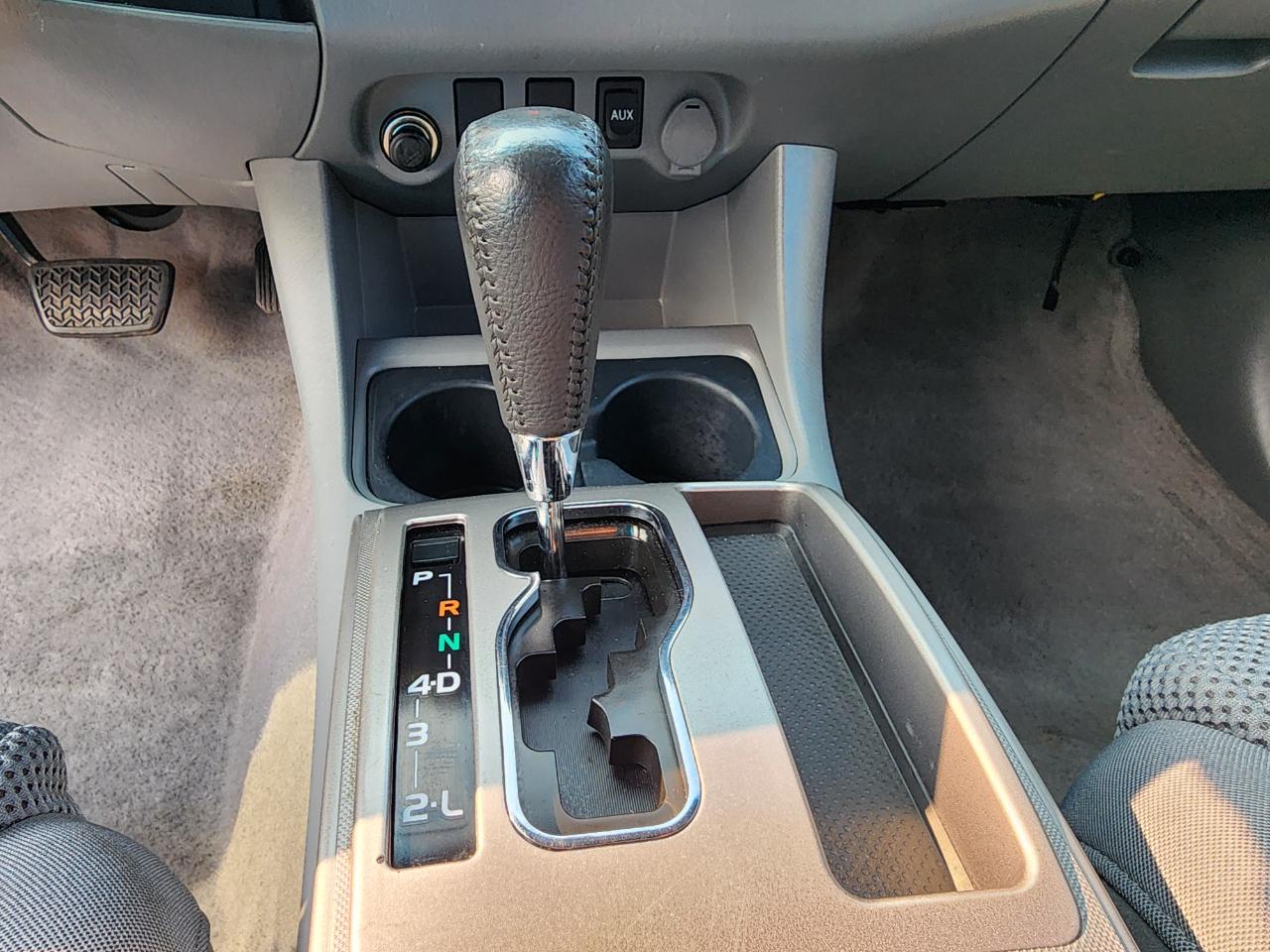 Toyota Tacoma PreRunner Double Cab V6 Auto 2WD 2010