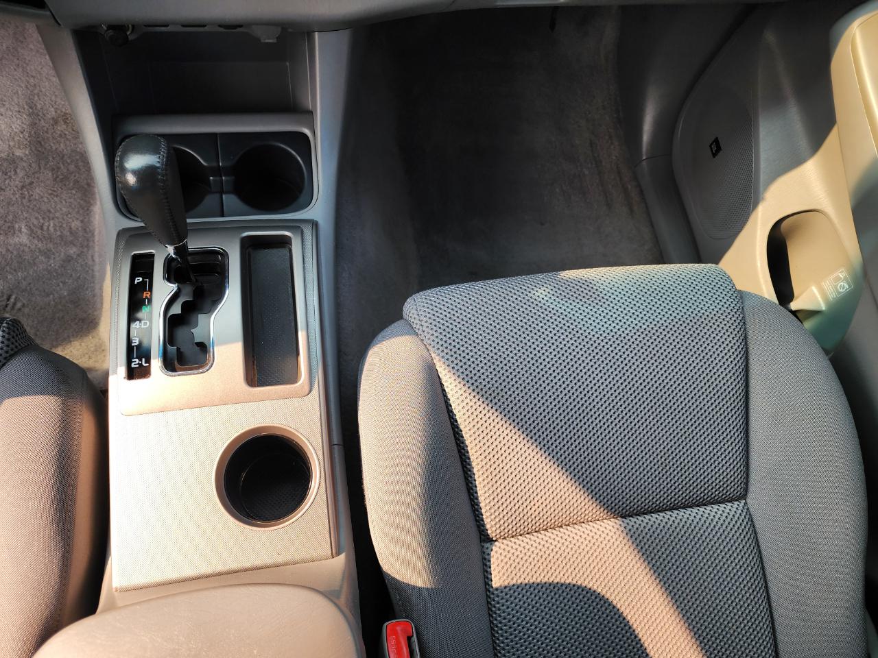 Toyota Tacoma PreRunner Double Cab V6 Auto 2WD 2010
