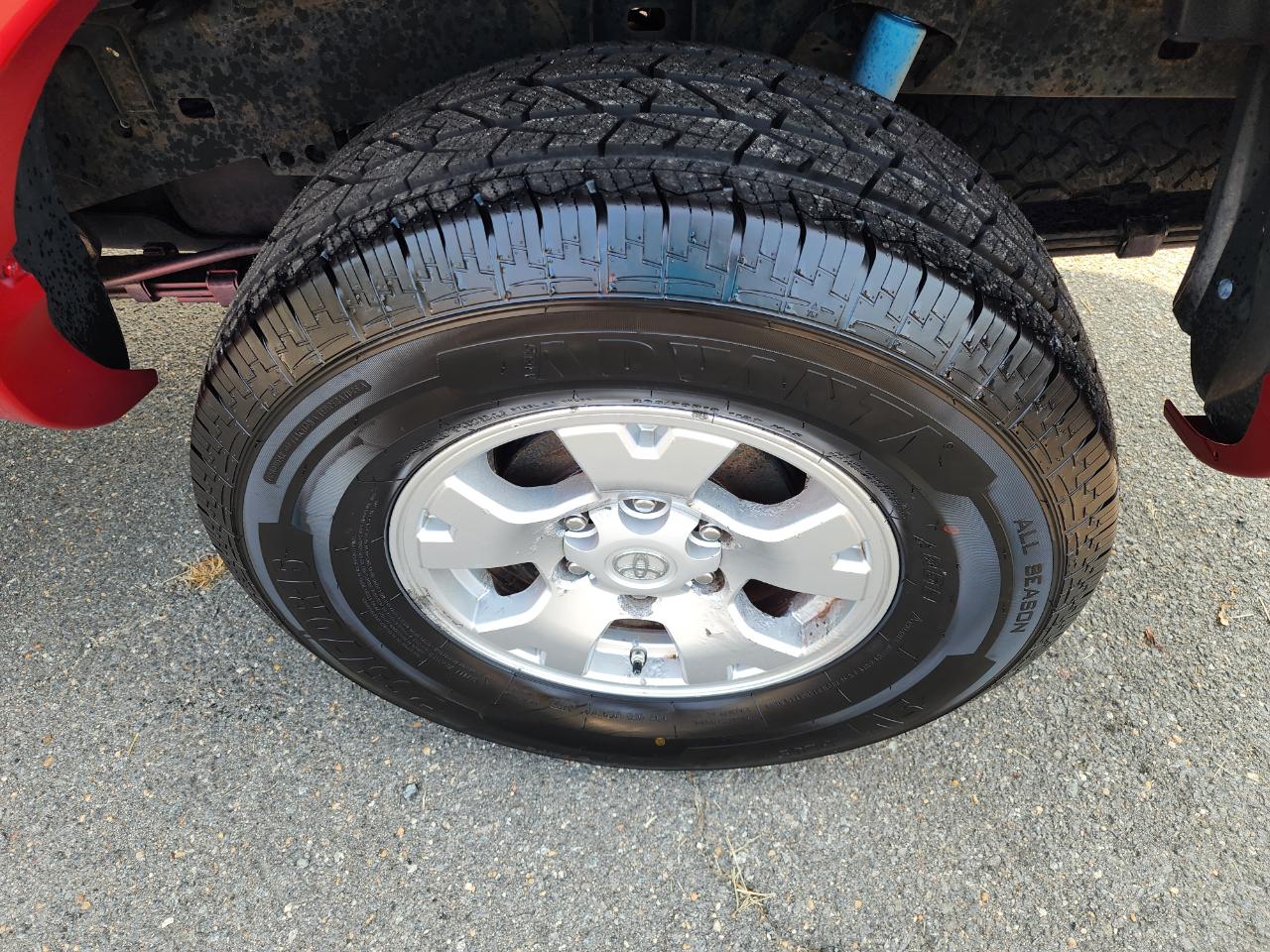 Toyota Tacoma PreRunner Double Cab V6 Auto 2WD 2010