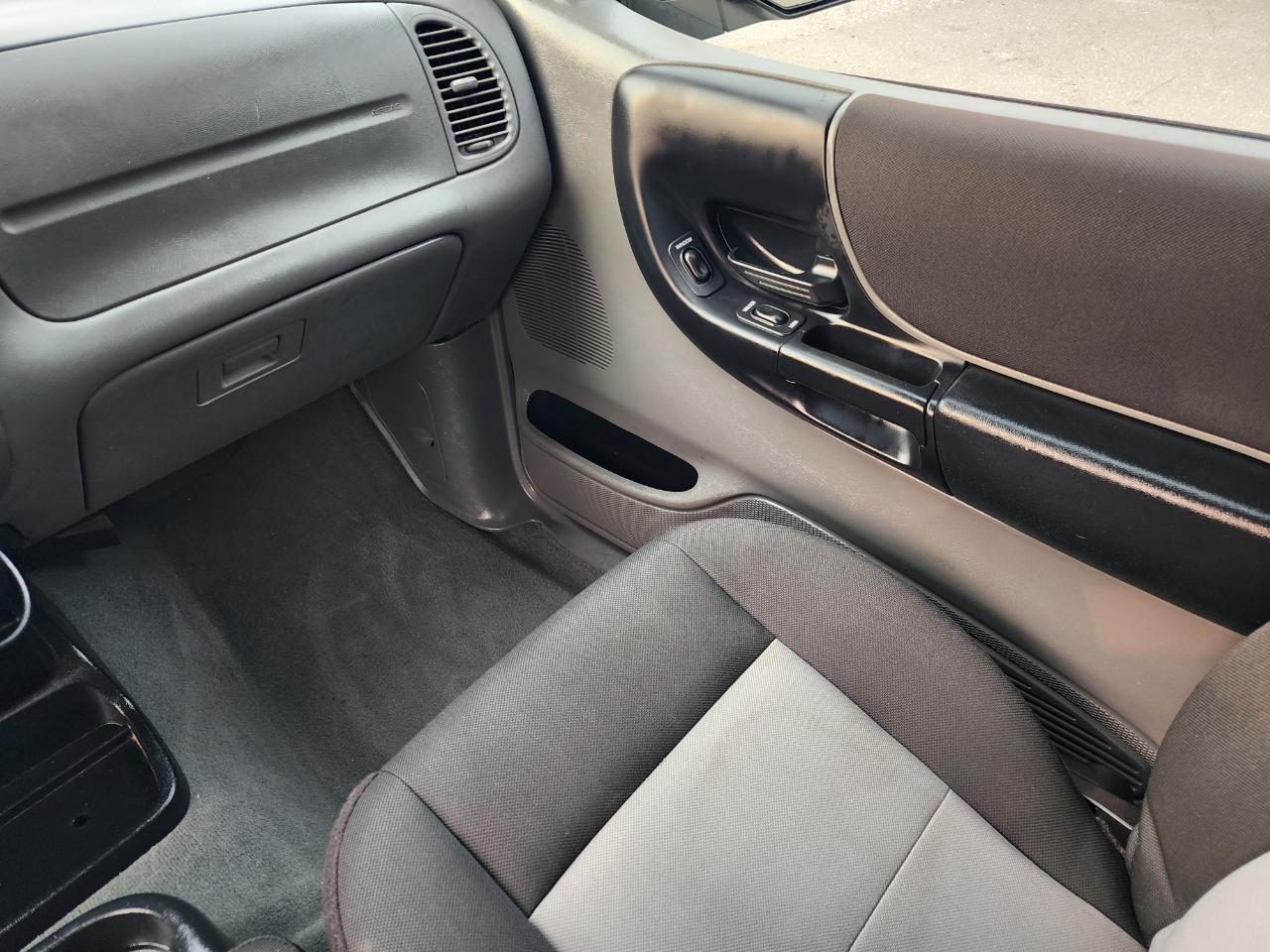 Ford Ranger Supercab Styleside 125" WB XLT 4WD 2007
