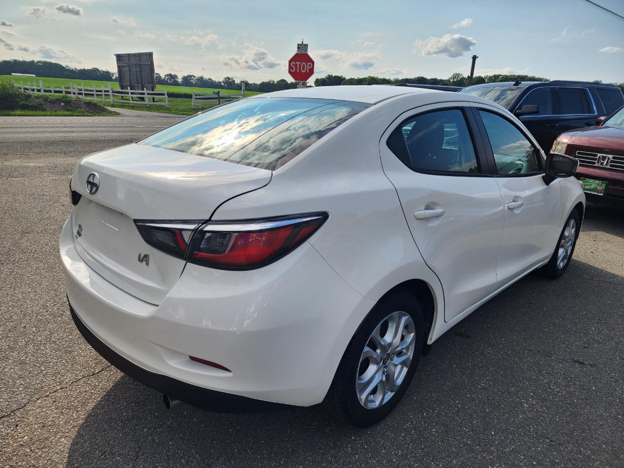 Scion iA 6A 2016