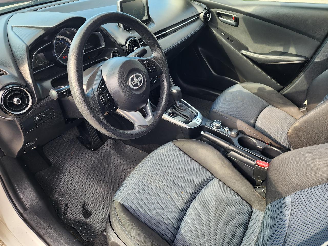 Scion iA 6A 2016
